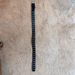 Brandy Melville Women’s Small Black Belt with metal buckle